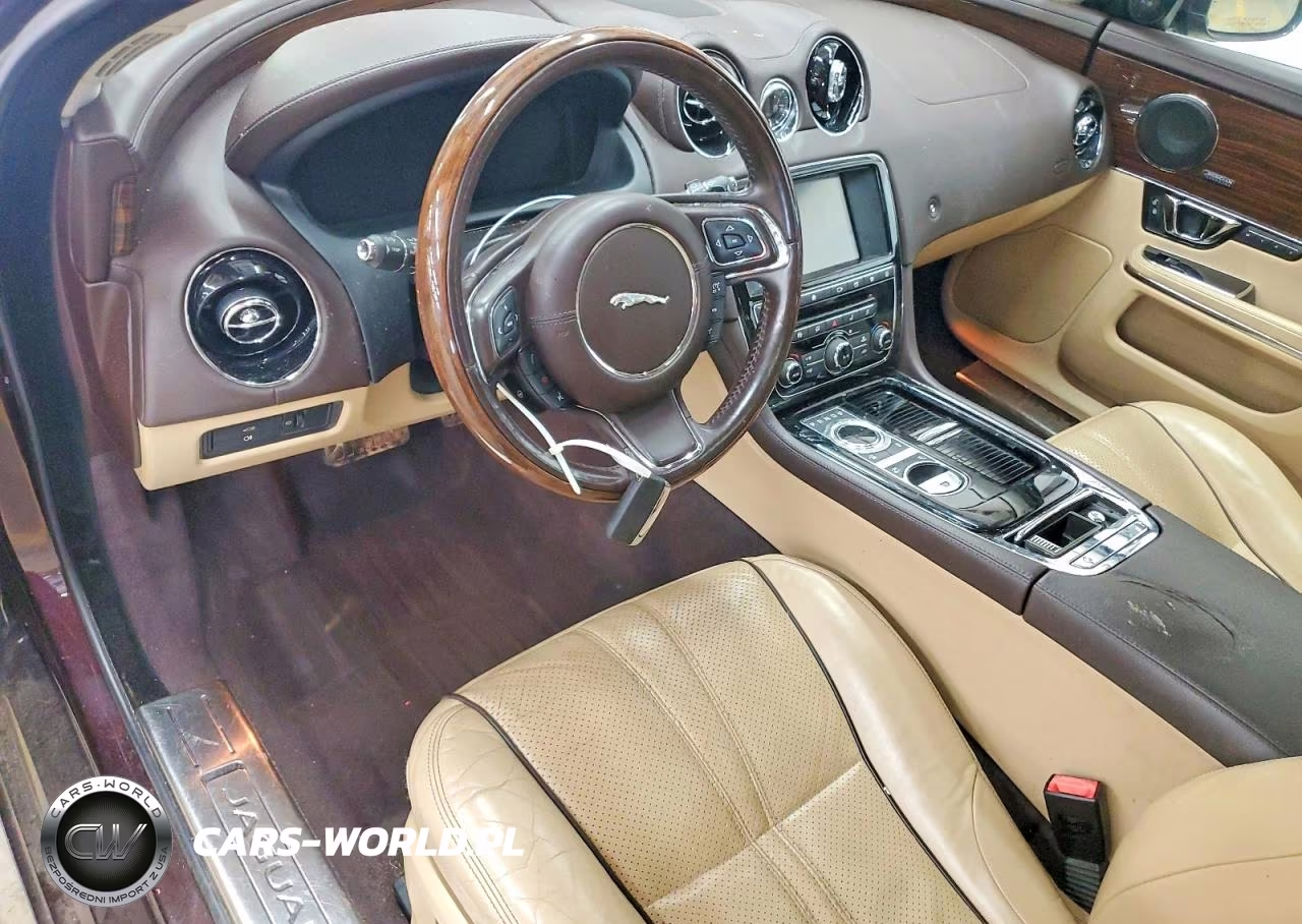 2016 Jaguar Xj VIN:SAJWJ1CD0G8V94579 - 8