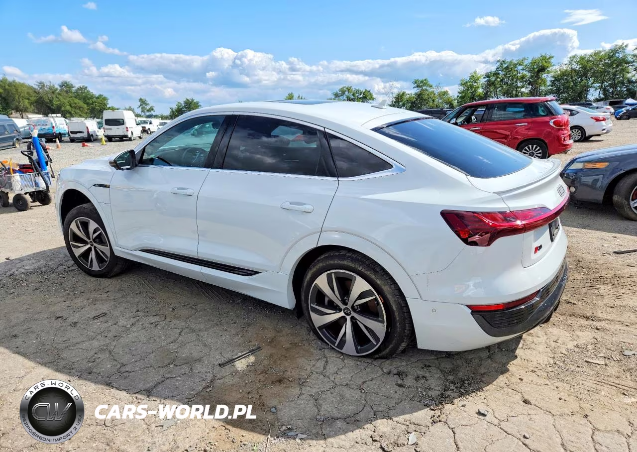 2024 Audi Q8 E-Tron Sportback Premium Plus VIN:WA1CAAGE1RB029472 - 2
