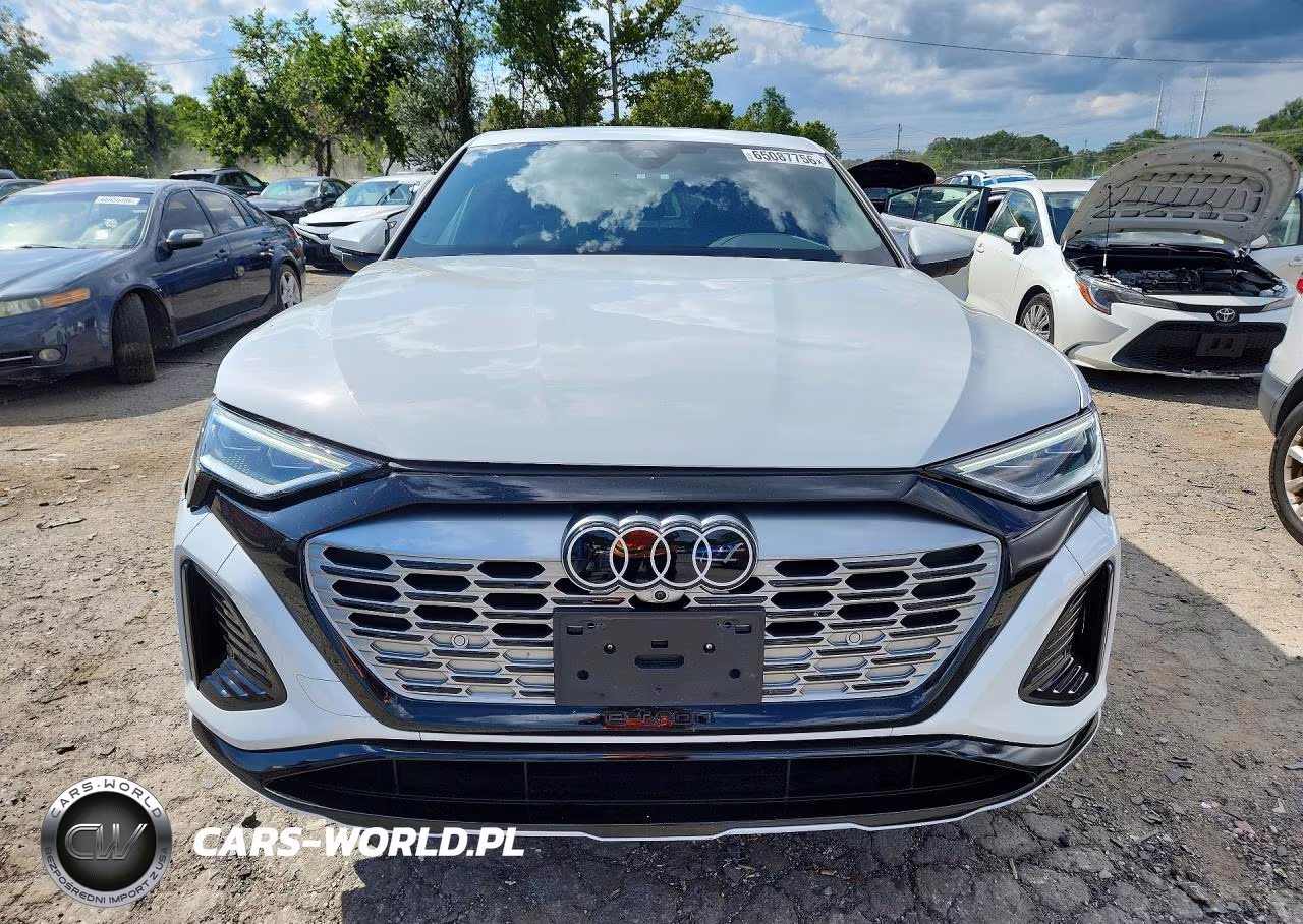 2024 Audi Q8 E-Tron Sportback Premium Plus VIN:WA1CAAGE1RB029472 - 5
