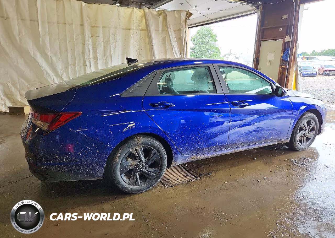 2023 Hyundai Elantra Sel VIN:KMHLM4AGXPU598116 - 3