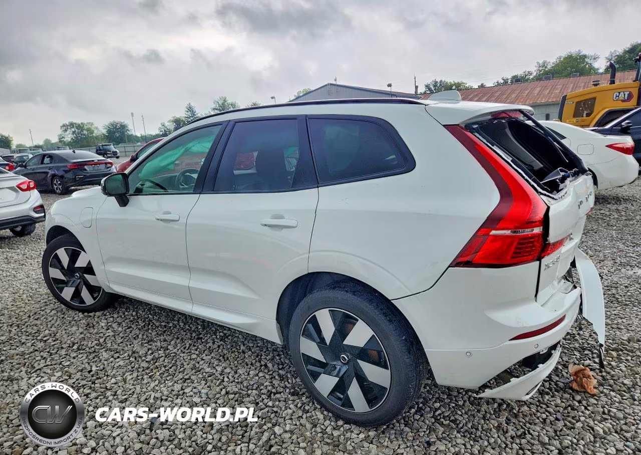 2025 Volvo Xc60 Plus VIN:YV4H60RC3S1000986 - 2