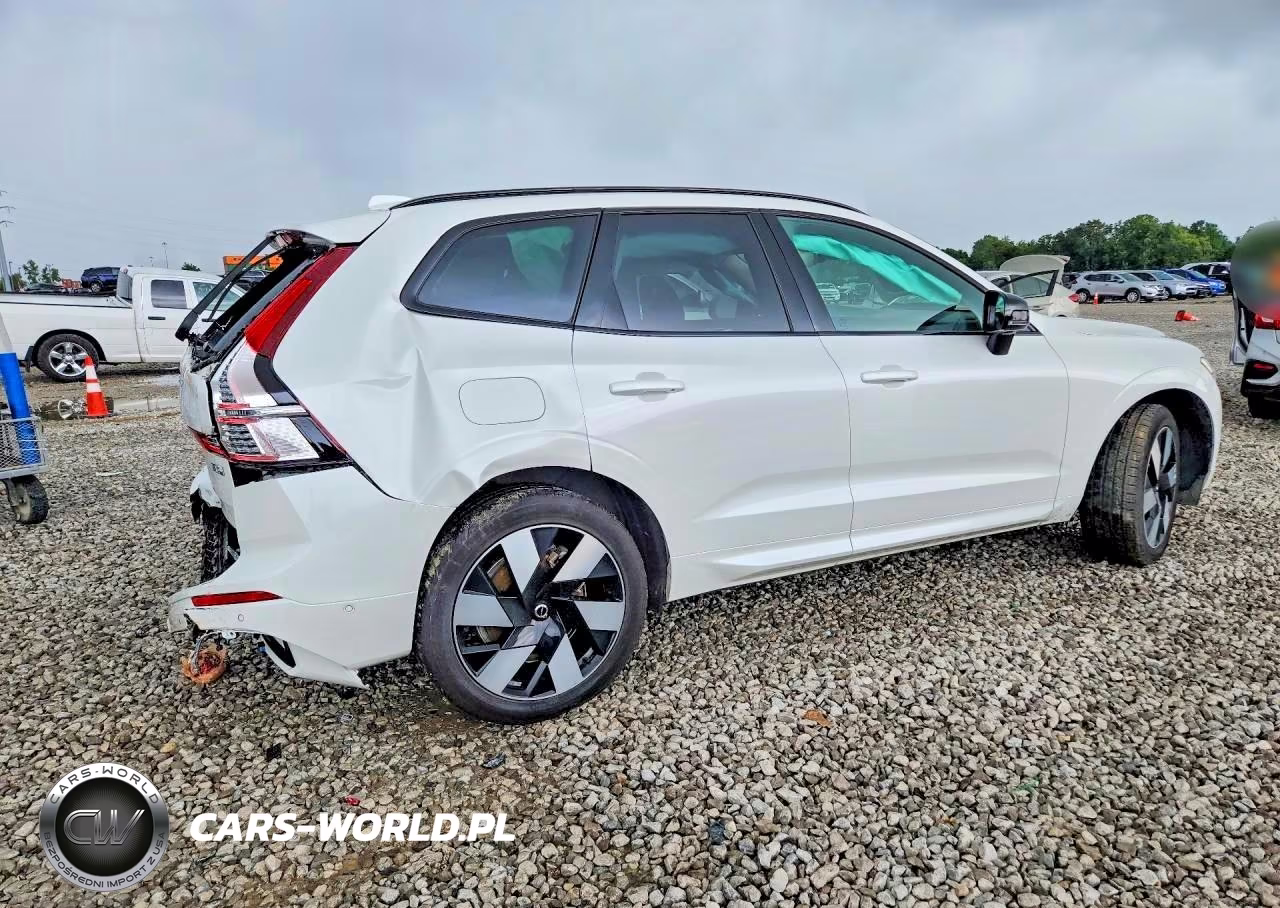 2025 Volvo Xc60 Plus VIN:YV4H60RC3S1000986 - 3
