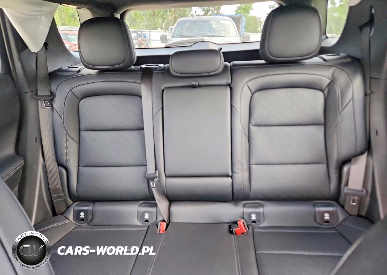 2025 Chevrolet Equinox Lt VIN:3GNAXHEG5SL165883 - 10