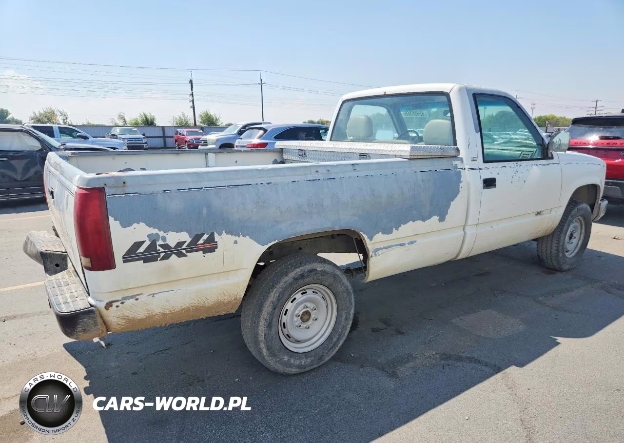 1988 Chevrolet Gmt-400 K2500 VIN:1GCFK24K1JE124407 - 3