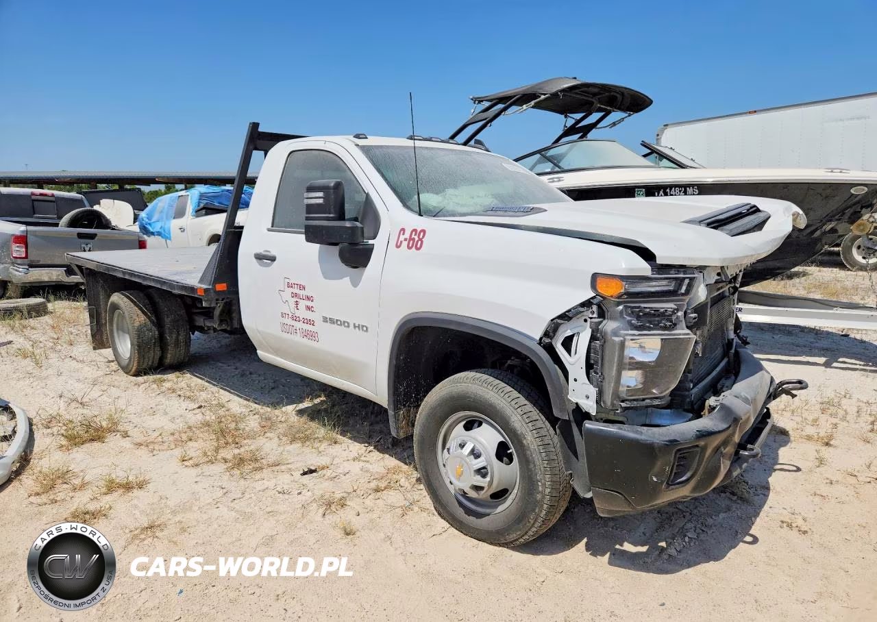 2025 Chevrolet Silverado C3500 VIN:1GB3AREY7SF109878 - 4