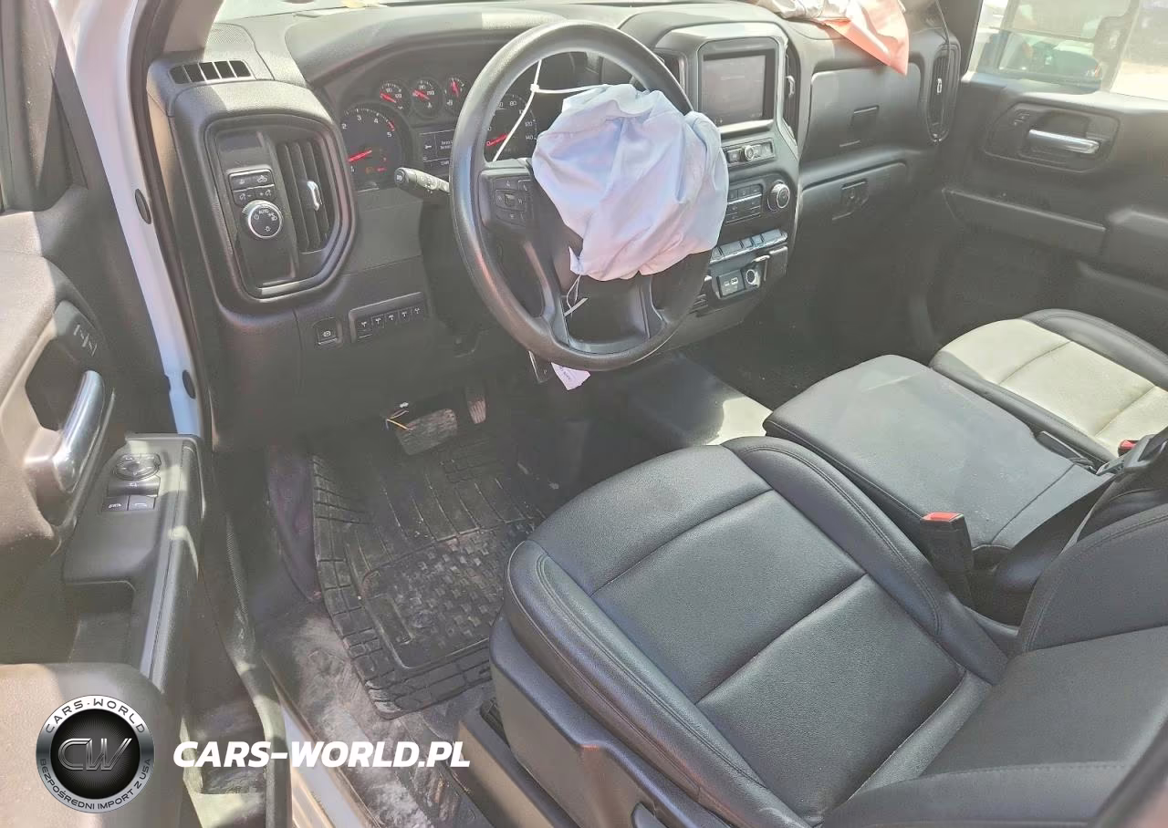 2025 Chevrolet Silverado C3500 VIN:1GB3AREY7SF109878 - 8