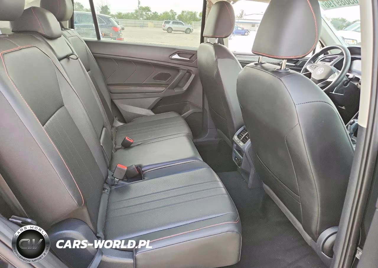 2024 Volkswagen Tiguan Wolfsburg VIN:3VVTB7AX5RM215168 - 11