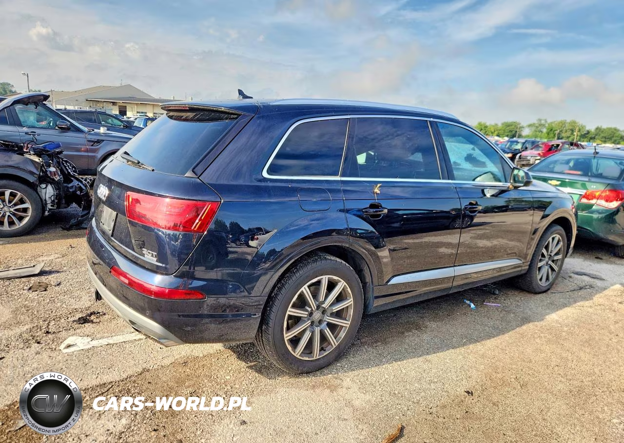 2017 Audi Q7 Premium Plus VIN:WA1LAAF71HD005341 - 3