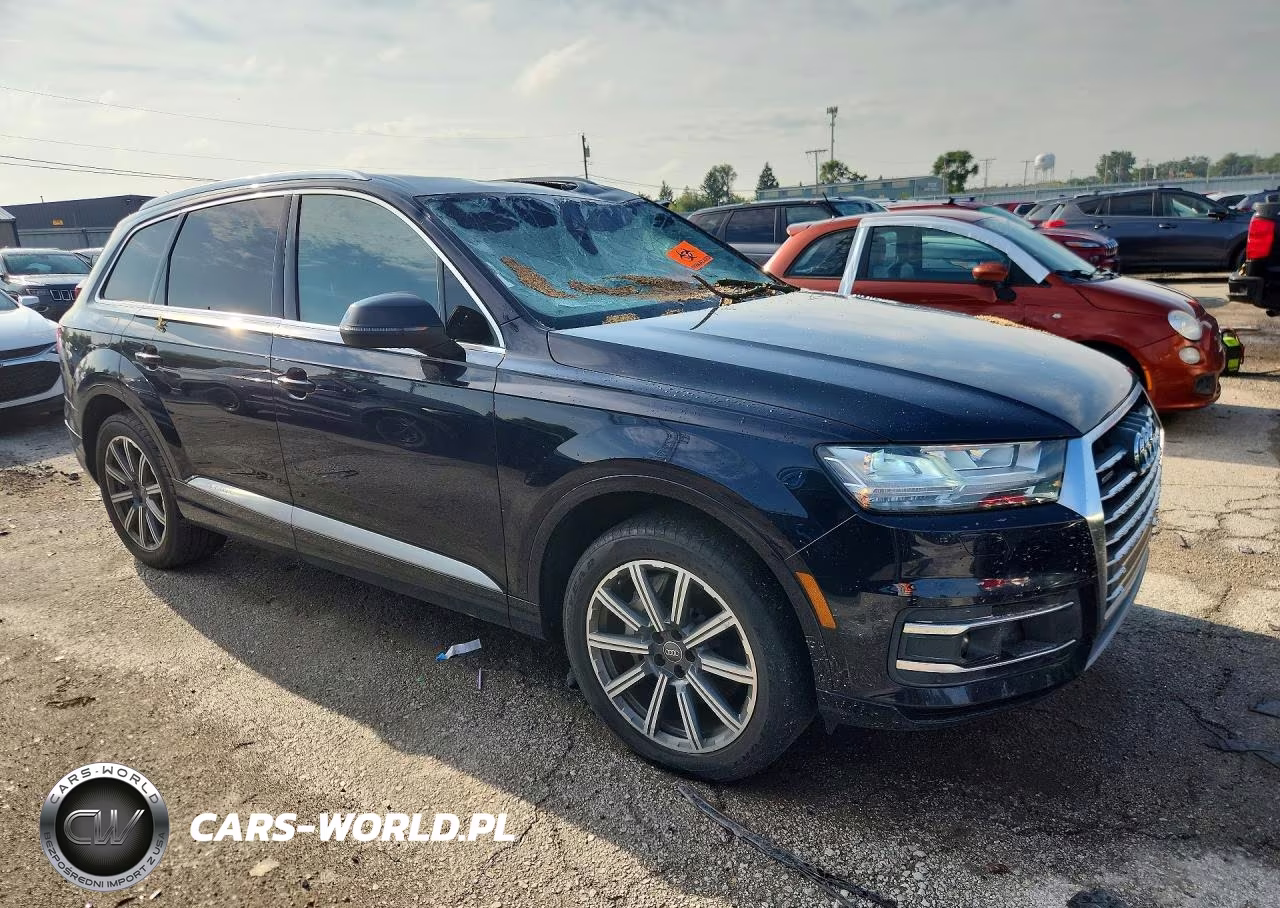 2017 Audi Q7 Premium Plus VIN:WA1LAAF71HD005341 - 4