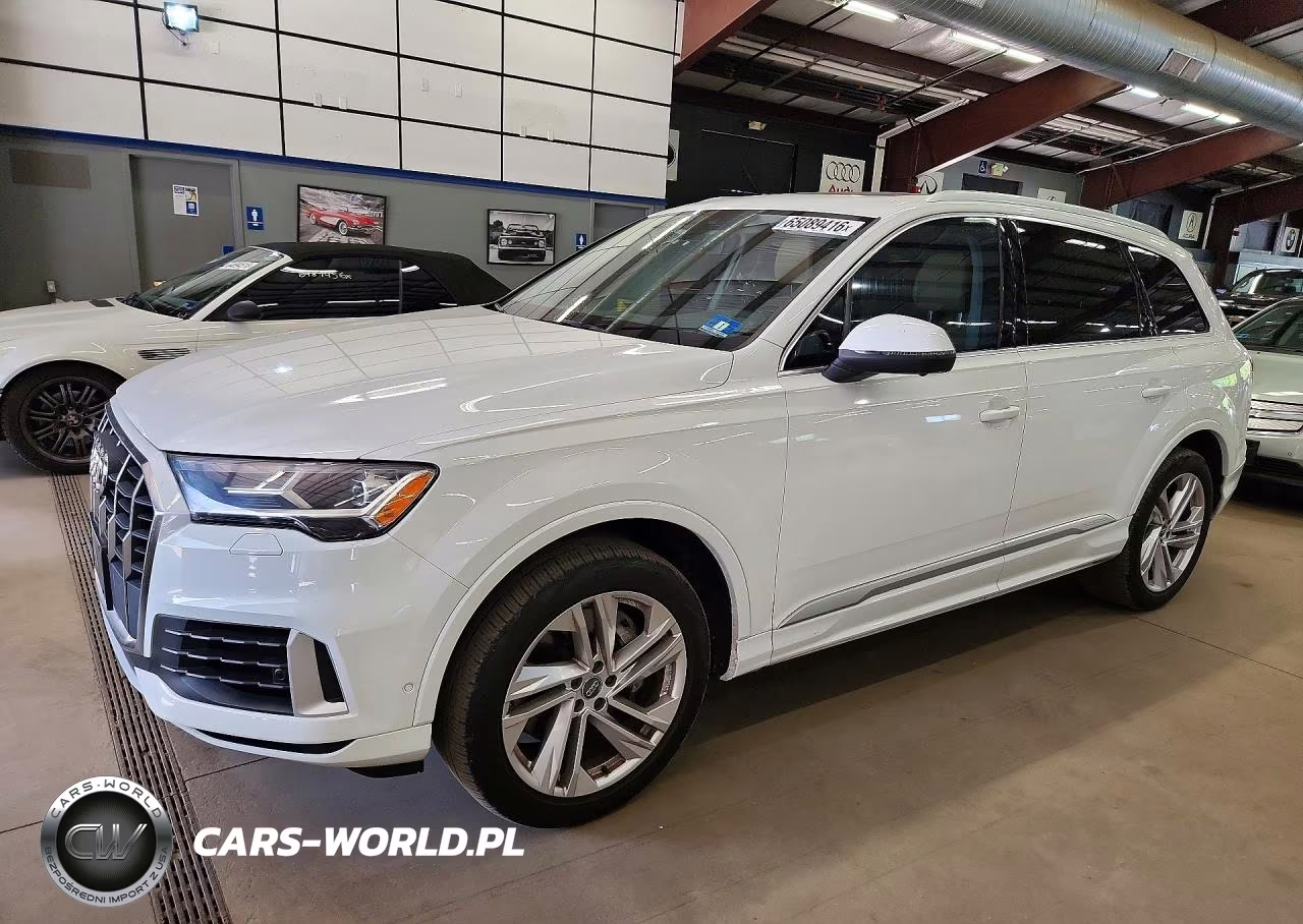 2020 Audi Q7 Premium Plus