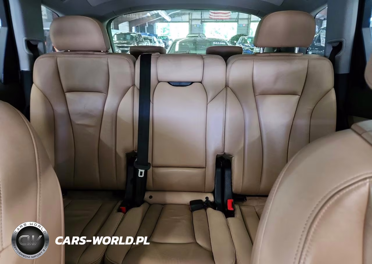 2020 Audi Q7 Premium Plus VIN:WA1LXAF76LD002569 - 10