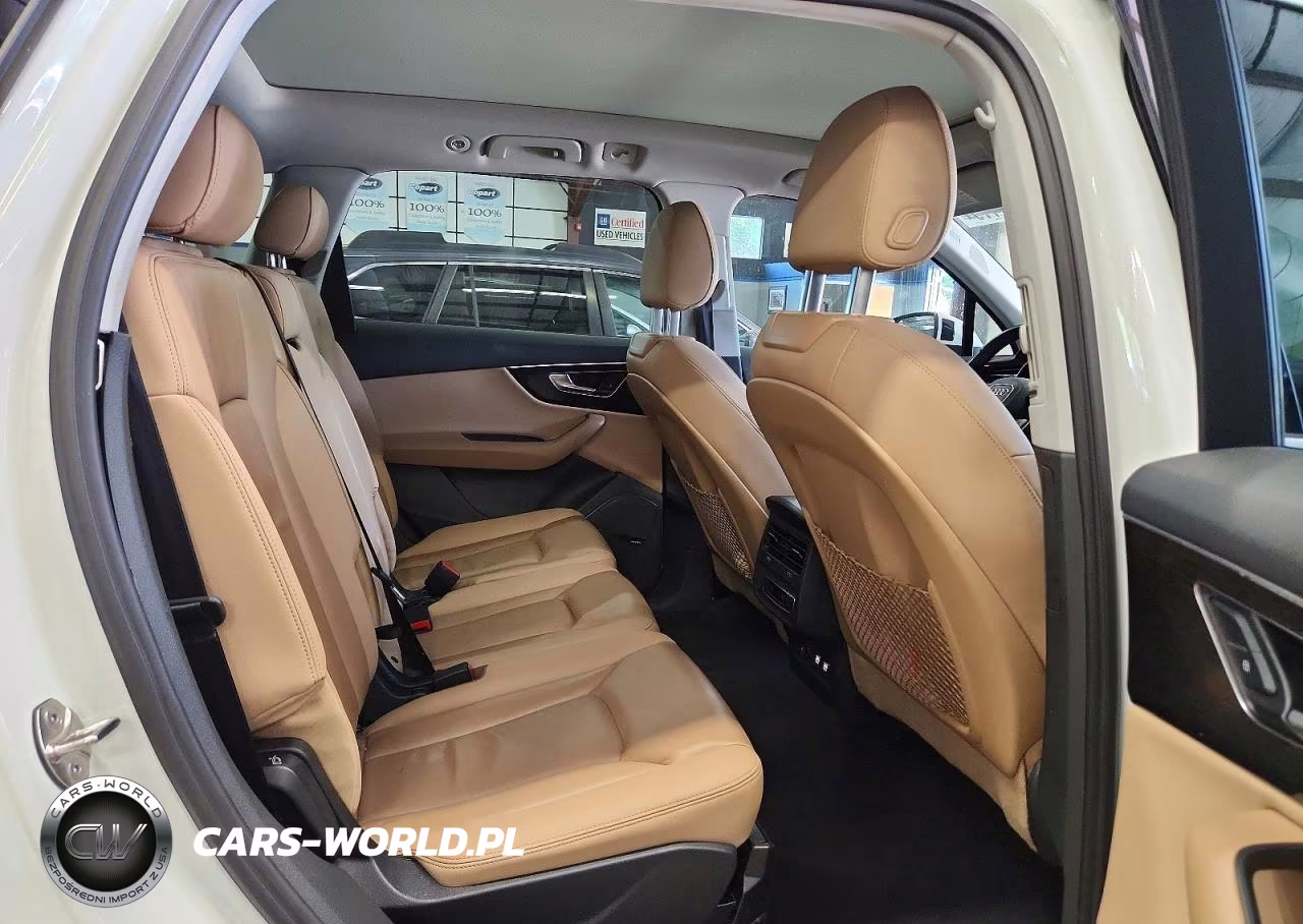 2020 Audi Q7 Premium Plus VIN:WA1LXAF76LD002569 - 11