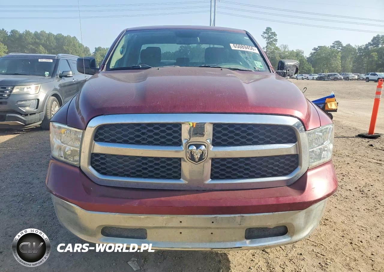2019 Ram 1500 Classic Tradesman VIN:1C6RR6FG8KS628813 - 5