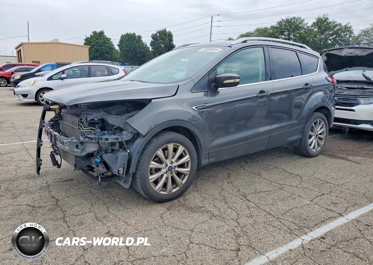 2018 Ford Escape Titanium VIN:1FMCU9J92JUB71146 - 1