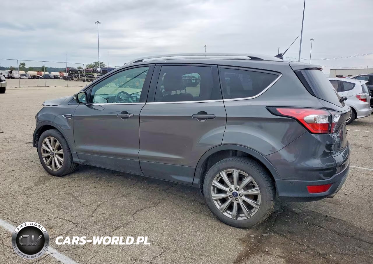 2018 Ford Escape Titanium VIN:1FMCU9J92JUB71146 - 2
