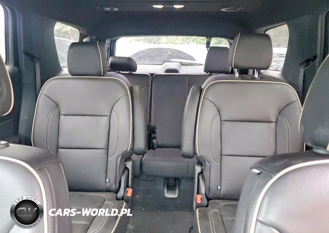 2023 Chevrolet Traverse Premier VIN:1GNEVKKW8PJ227629 - 10