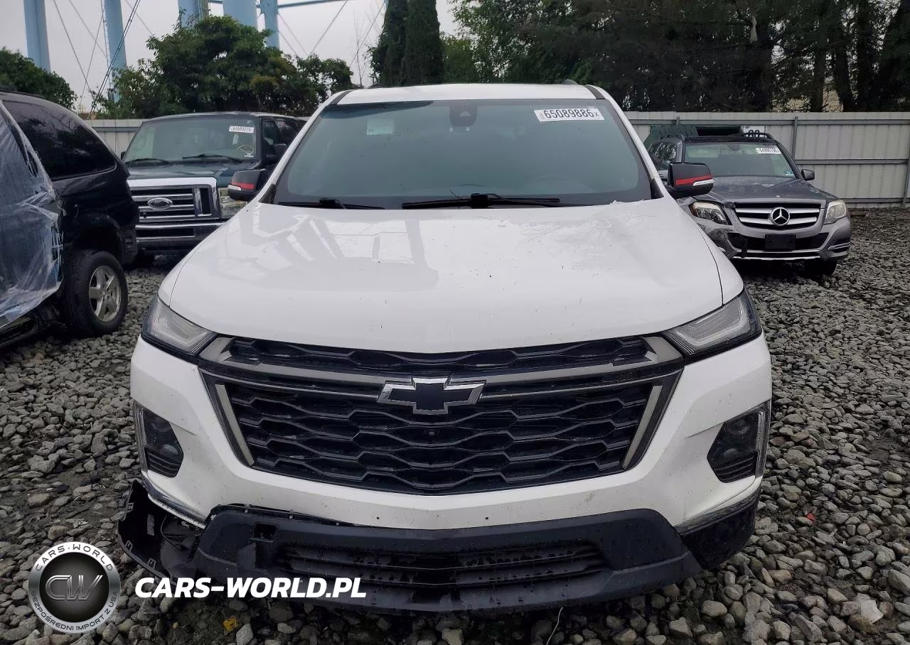 2023 Chevrolet Traverse Premier VIN:1GNEVKKW8PJ227629 - 5