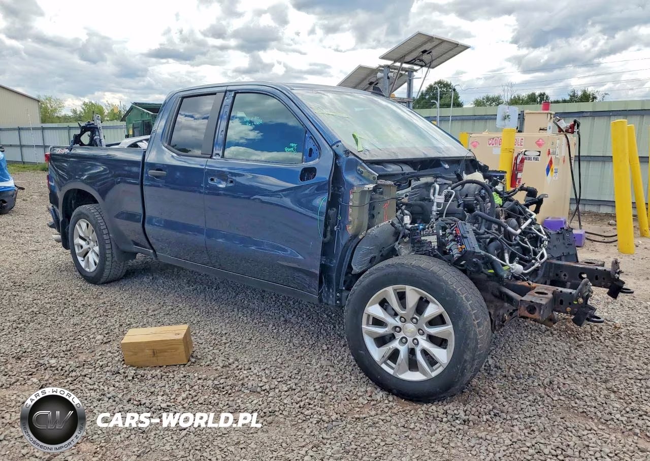 2019 Chevrolet Silverado K1500 Custom VIN:1GCRYBEH0KZ286165 - 4