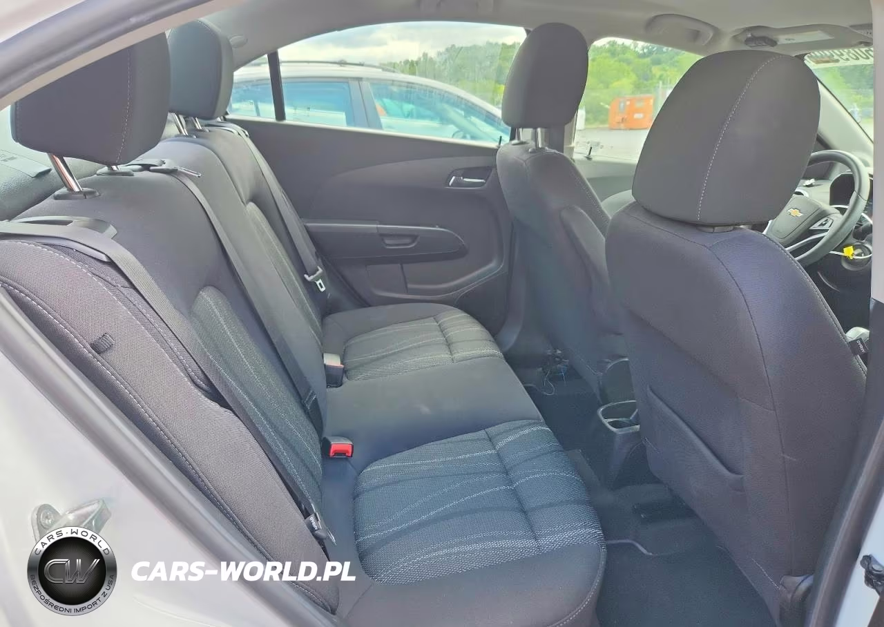 2020 Chevrolet Sonic Lt VIN:1G1JD5SB6L4100467 - 10