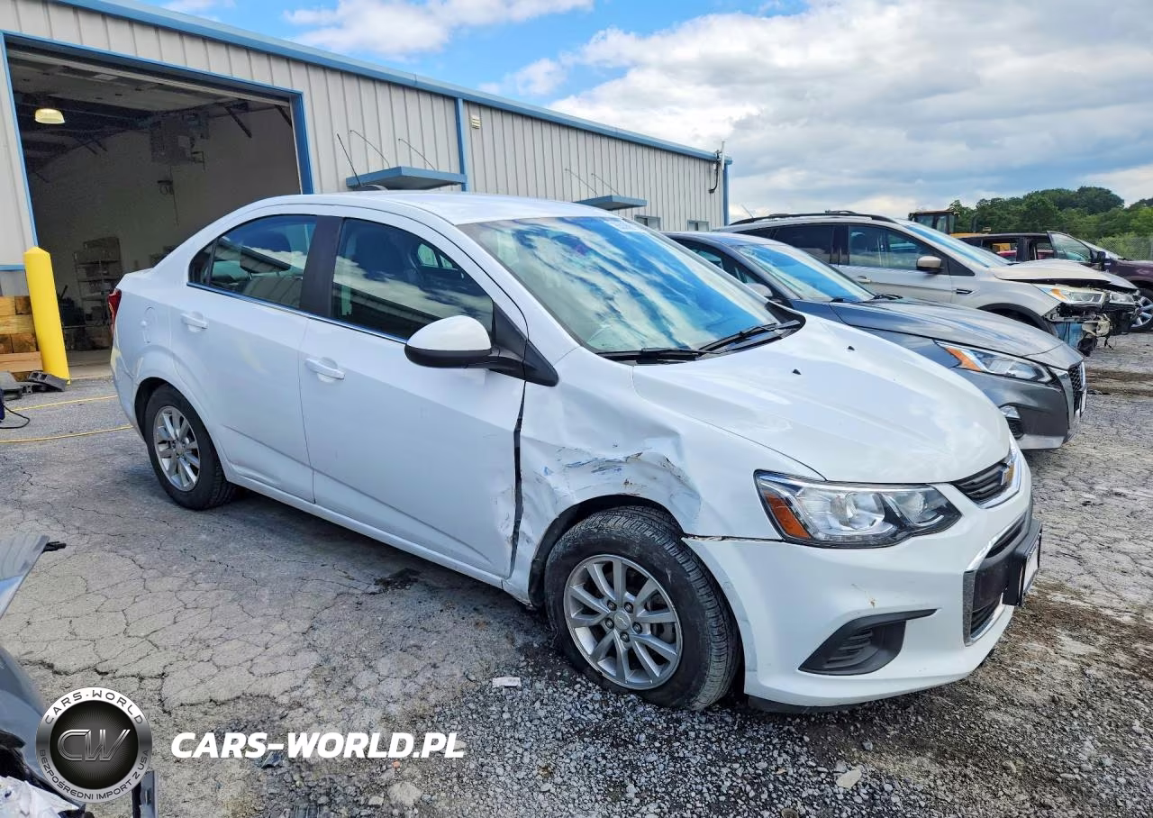 2020 Chevrolet Sonic Lt VIN:1G1JD5SB6L4100467 - 4