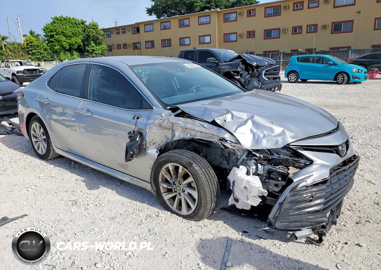 2021 Toyota Camry Le VIN:4T1C11AK8MU443054 - 4