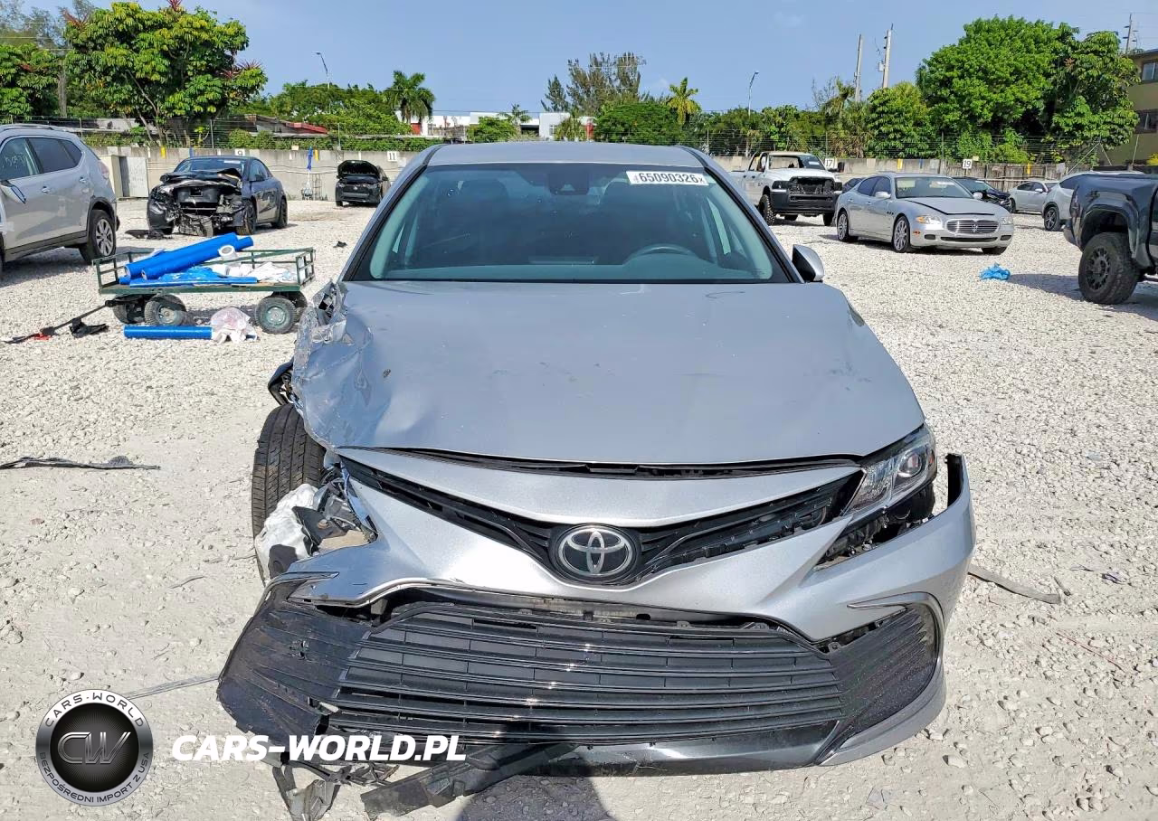 2021 Toyota Camry Le VIN:4T1C11AK8MU443054 - 5