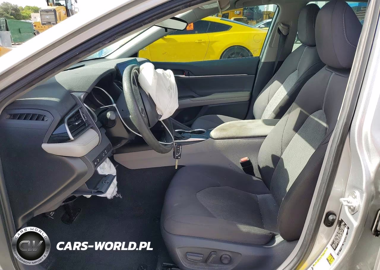 2021 Toyota Camry Le VIN:4T1C11AK8MU443054 - 7