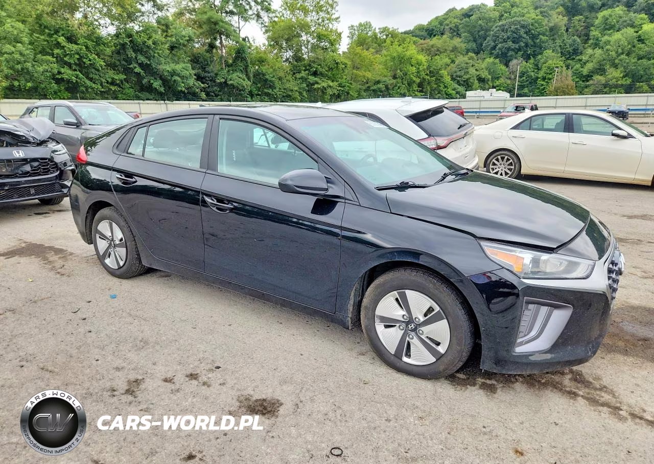 2022 Hyundai Ioniq Blue VIN:KMHC65LC5NU268326 - 4