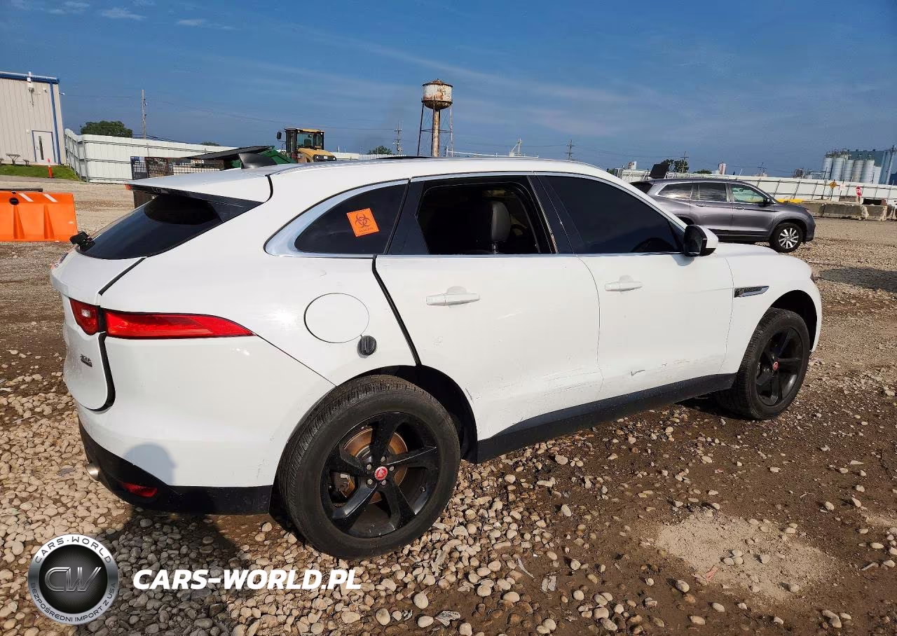 2020 Jaguar F-Pace Premium VIN:SADCJ2FX8LA637103 - 3