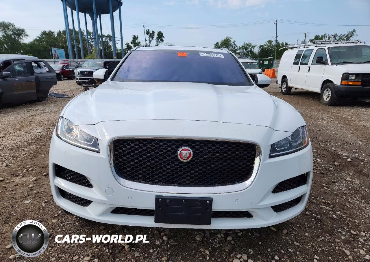 2020 Jaguar F-Pace Premium VIN:SADCJ2FX8LA637103 - 5