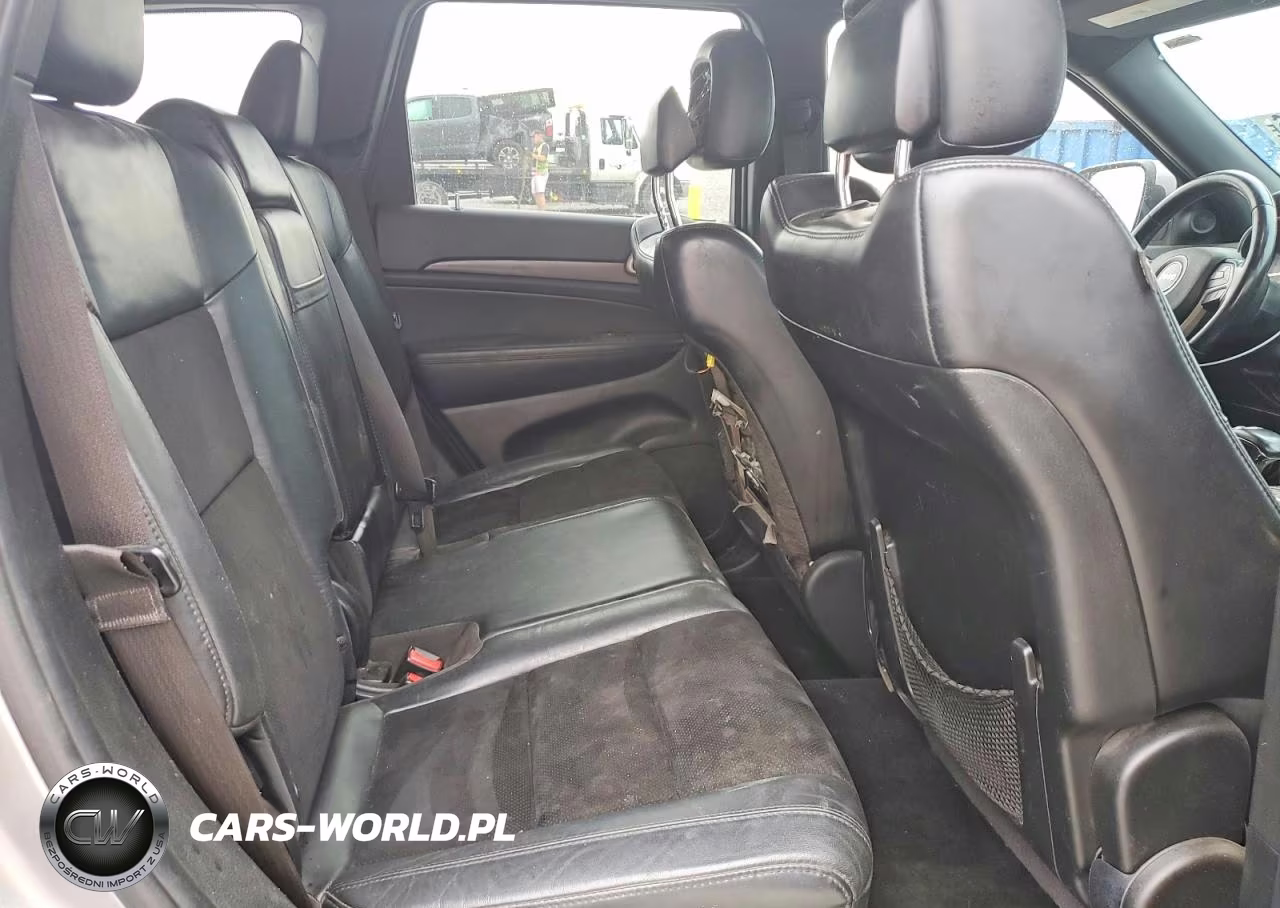 2015 Jeep Grand Cherokee Laredo VIN:1C4RJFAG0FC664812 - 11