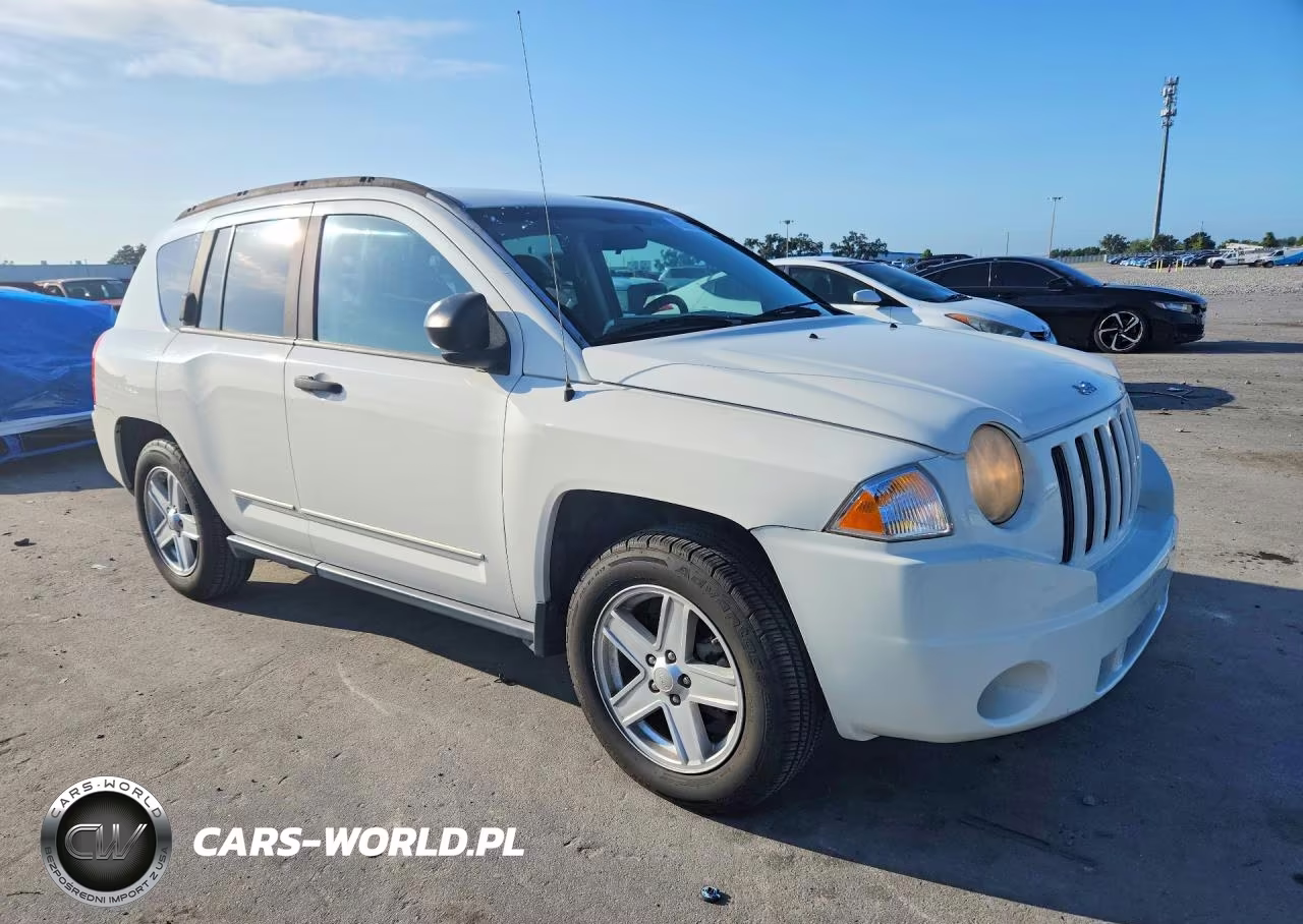 2008 Jeep Compass Sport VIN:1J8FT47W48D597329 - 4