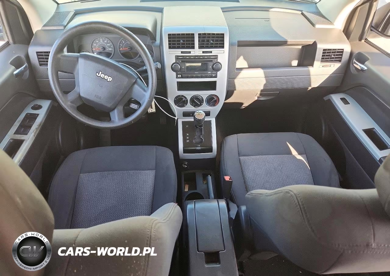 2008 Jeep Compass Sport VIN:1J8FT47W48D597329 - 8