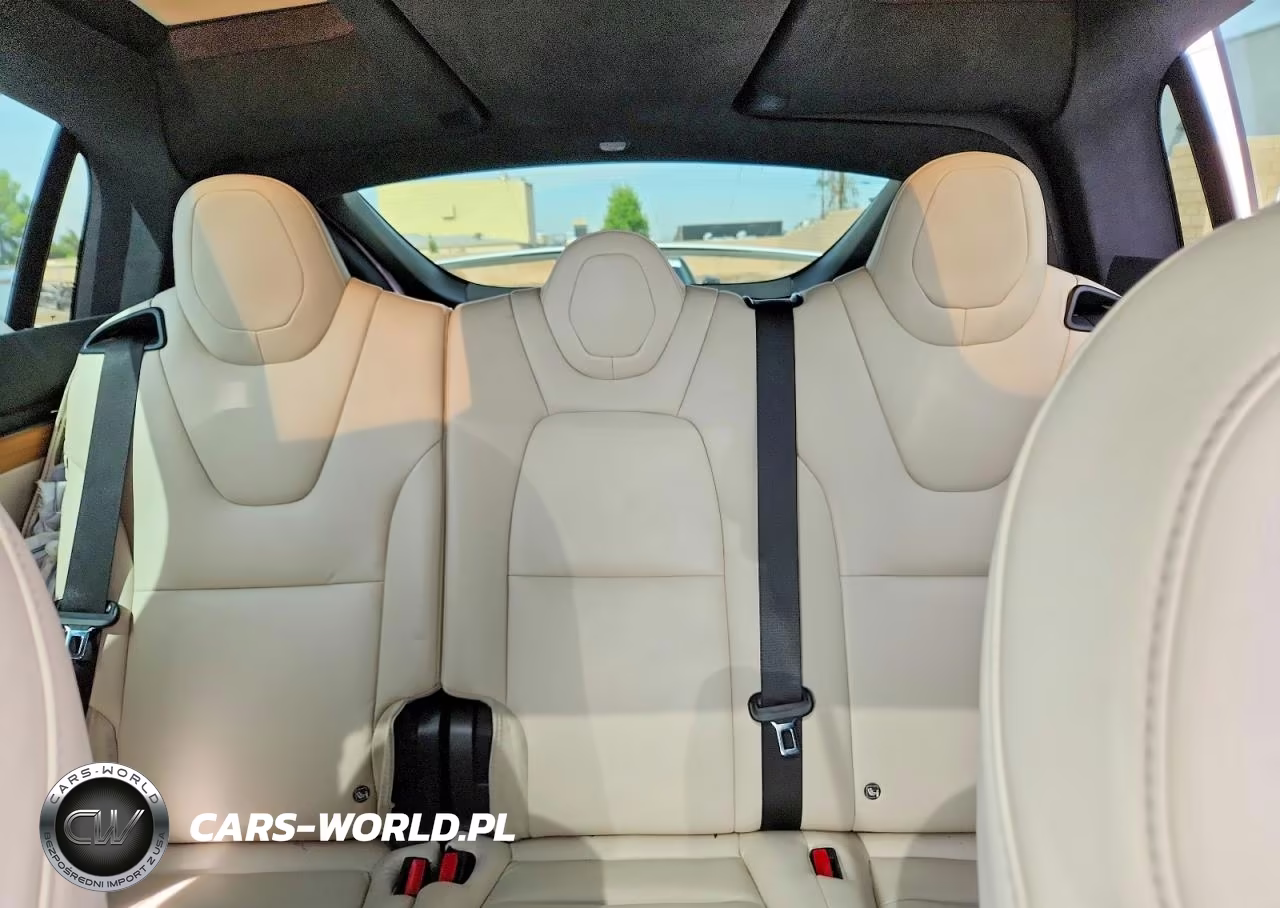 2021 Tesla Model X VIN:5YJXCDE21MF323679 - 10