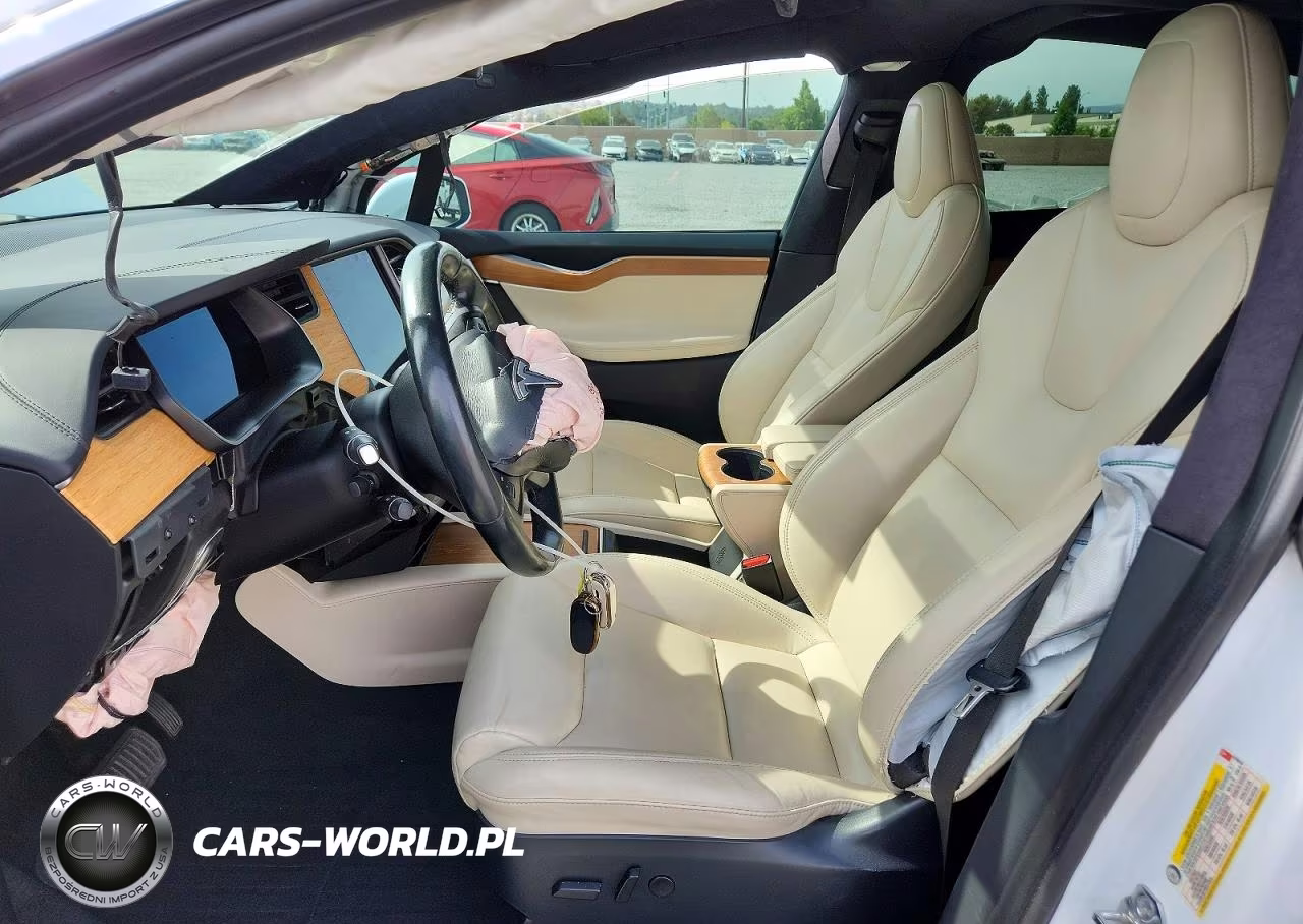 2021 Tesla Model X VIN:5YJXCDE21MF323679 - 7