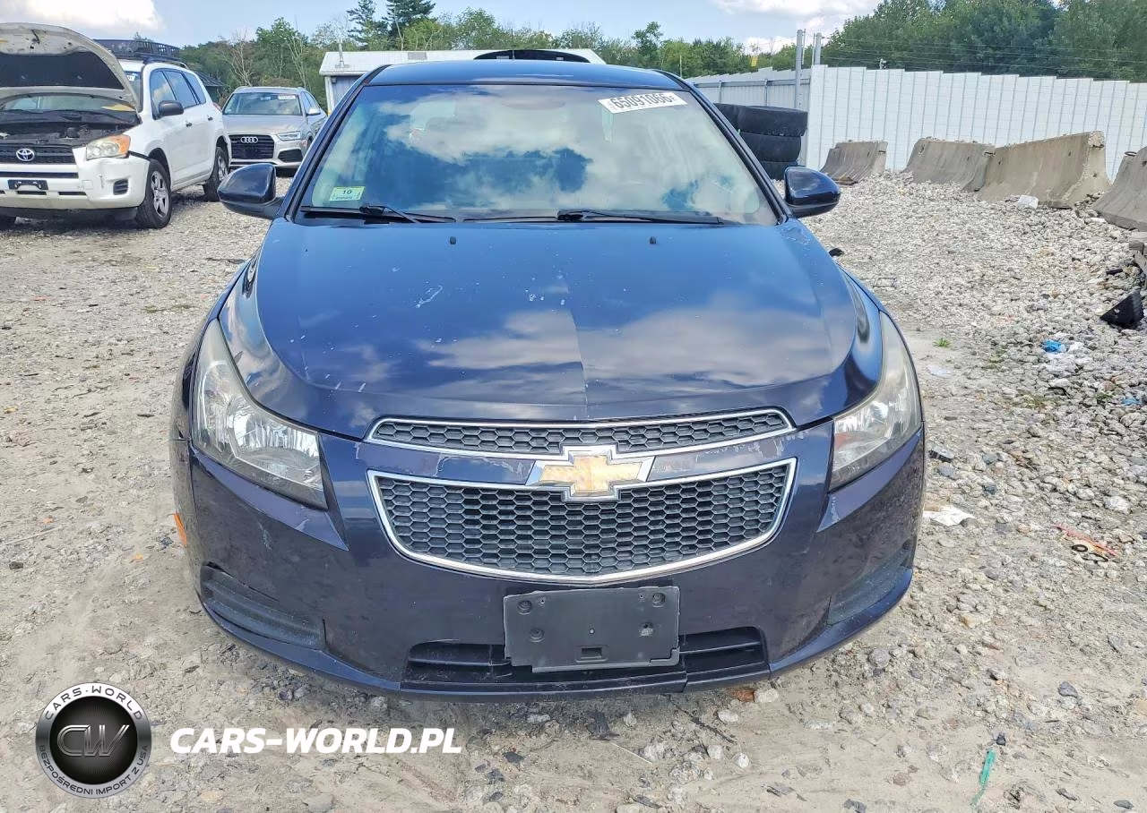 2014 Chevrolet Cruze Lt VIN:1G1PC5SB3E7479054 - 5