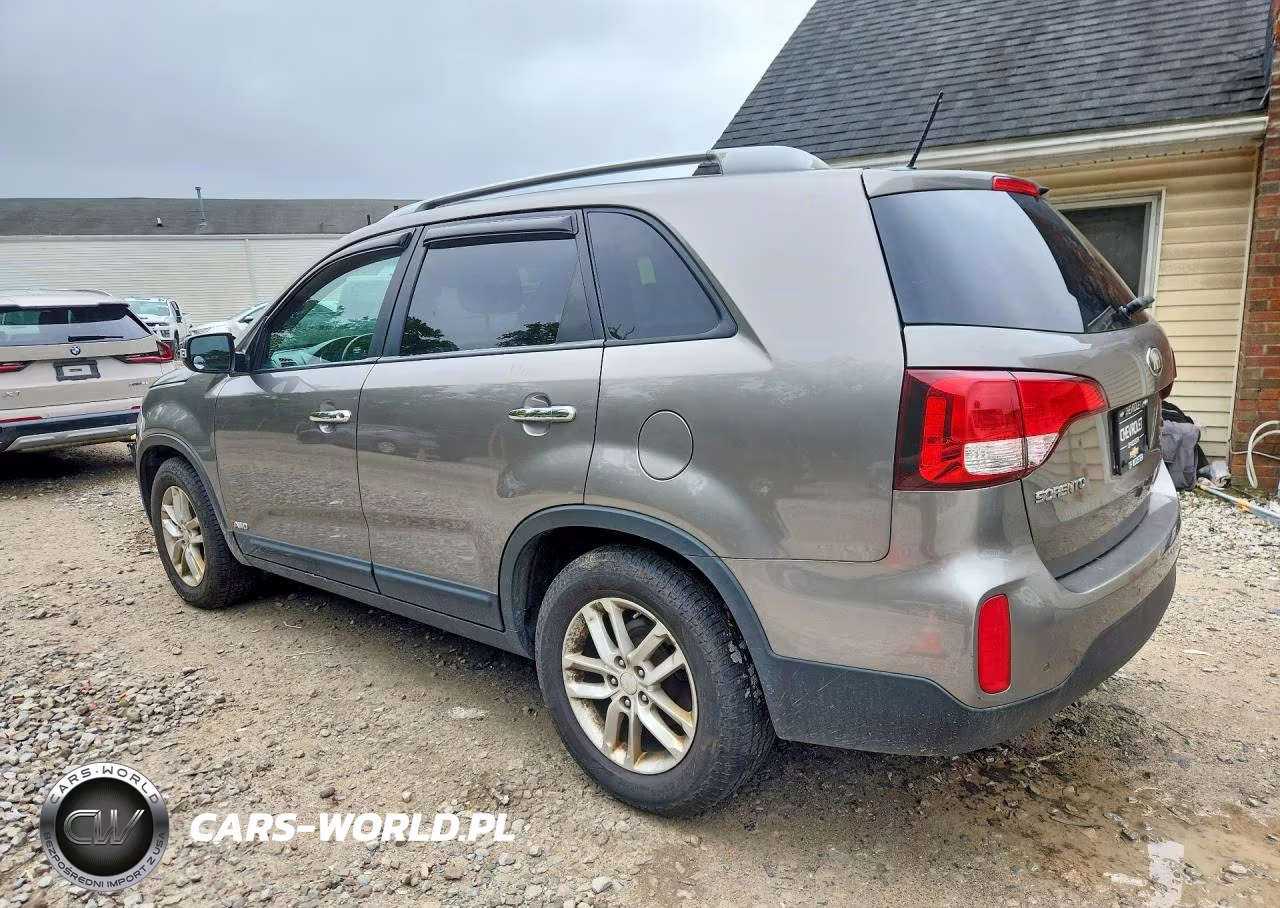 2014 Kia Sorento Lx VIN:5XYKTCA62EG464817 - 2
