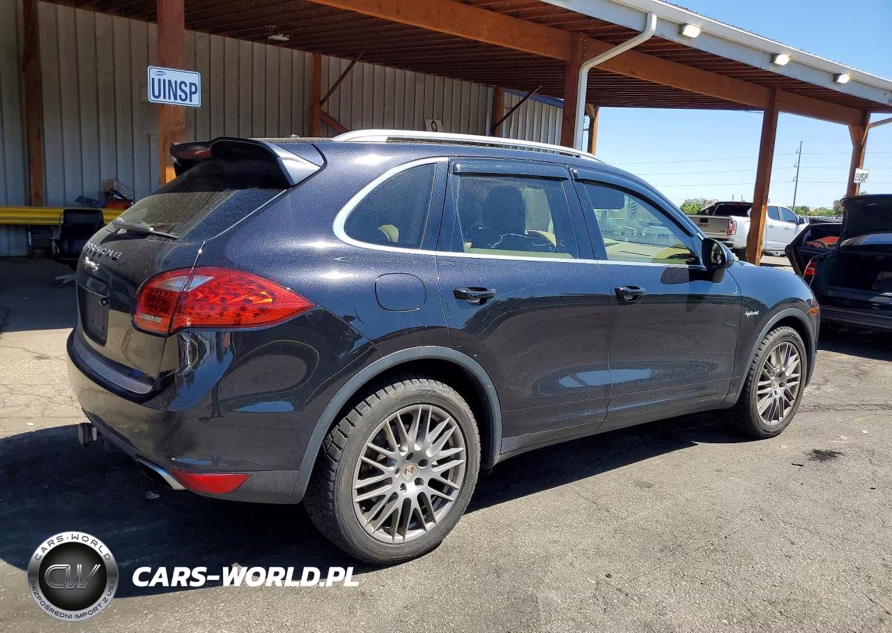 2012 Porsche Cayenne S Hybrid VIN:WP1AE2A24CLA93785 - 3