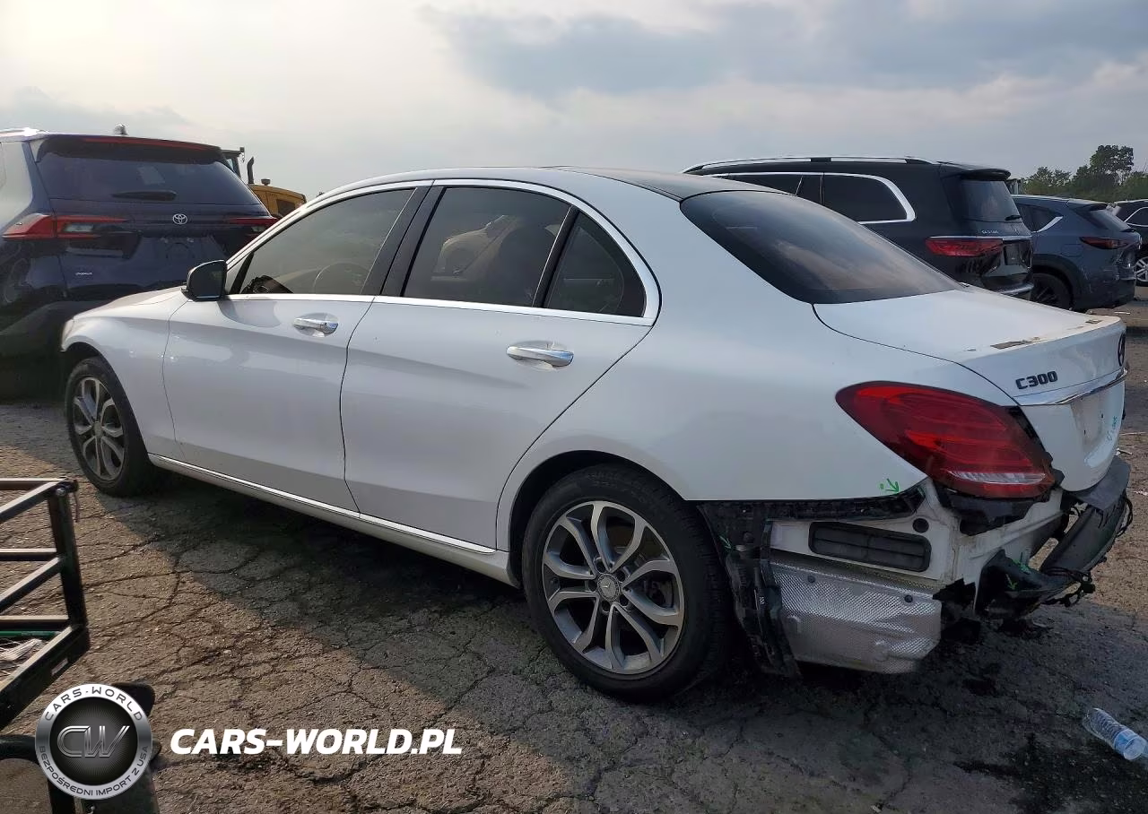 2015 Mercedes-Benz C 300 4Matic VIN:55SWF4KB9FU013983 - 2