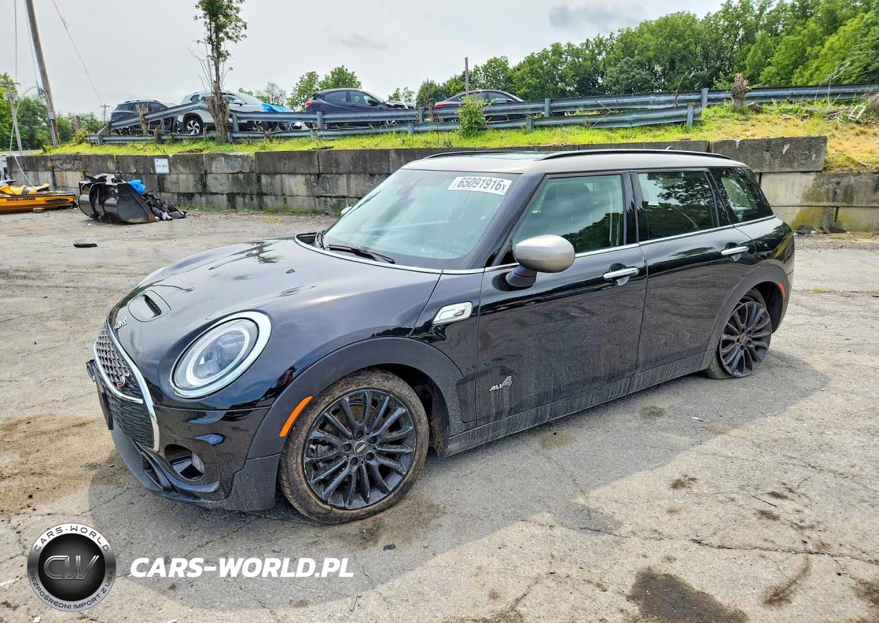 2024 Mini Cooper S Clubman All4 – zdjęcie 1 z 12