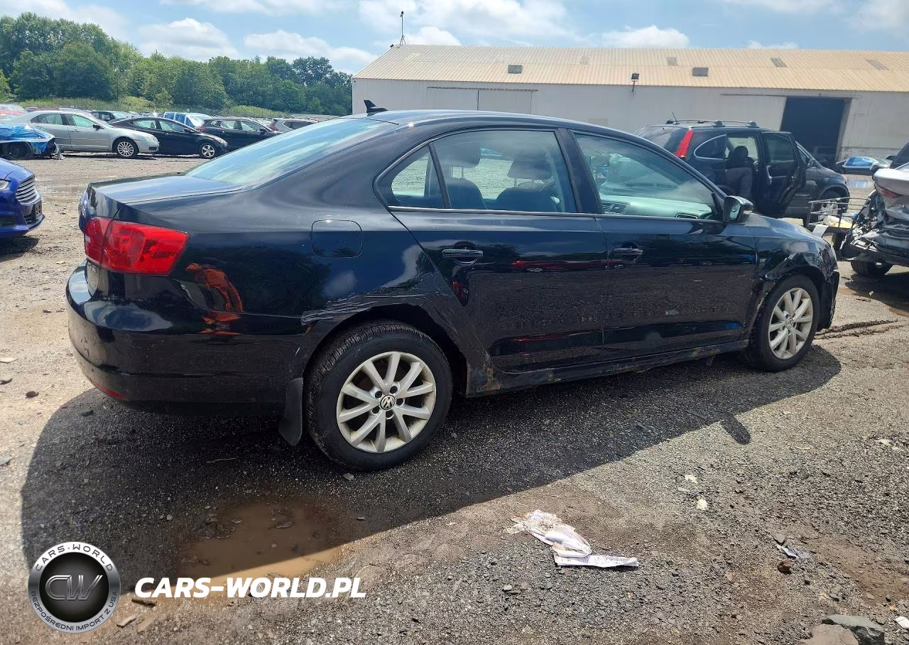 2012 Volkswagen Jetta VIN:3VWDP7AJ9CM311695 - 3