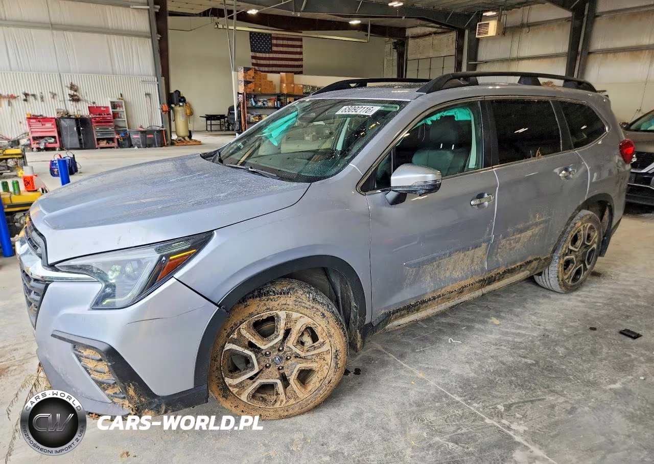 2023 Subaru Ascent Touring – zdjęcie 1 z 13