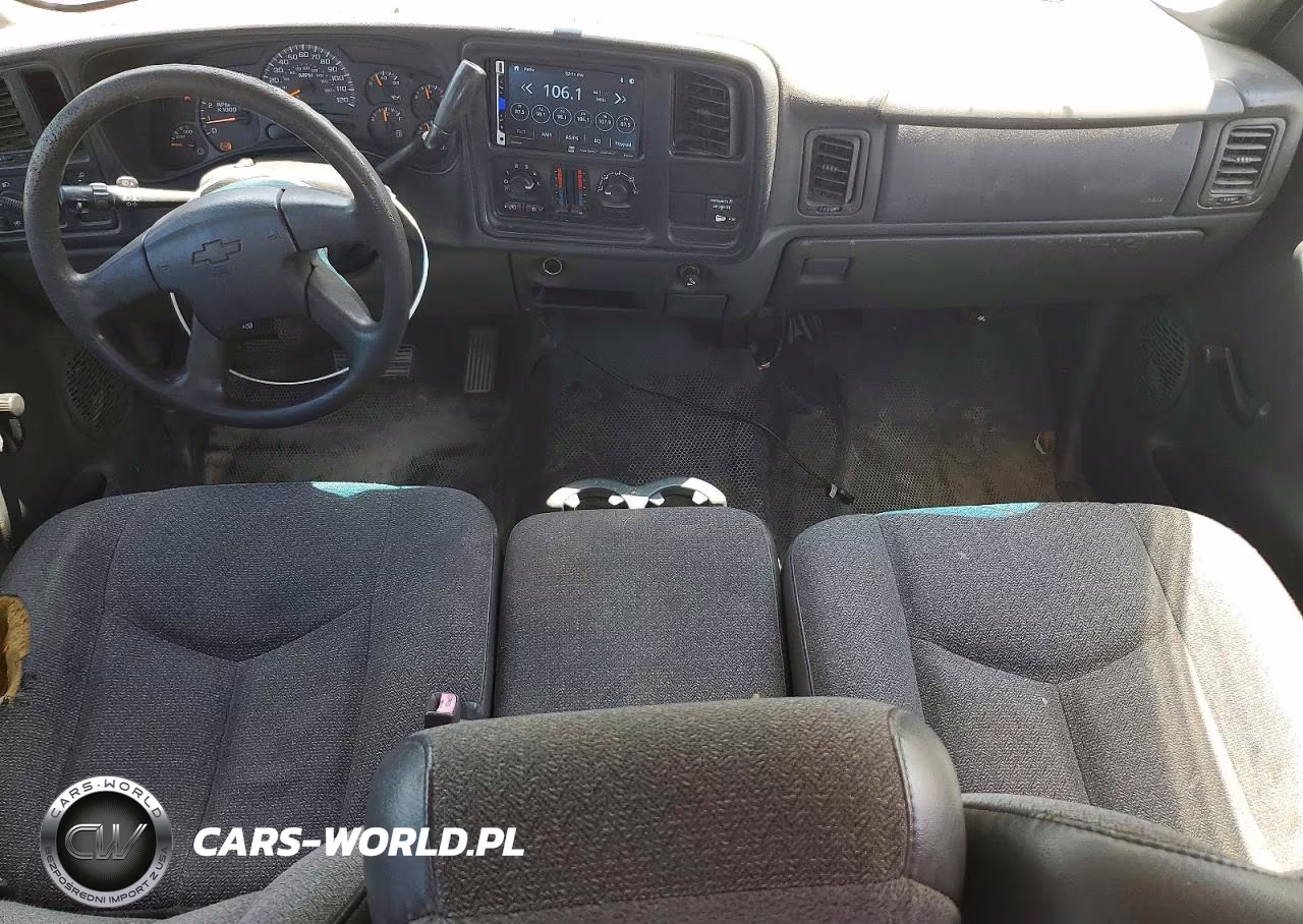 2005 Chevrolet Silverado C2500 Heavy Duty VIN:1GCHC29U05E129605 - 8