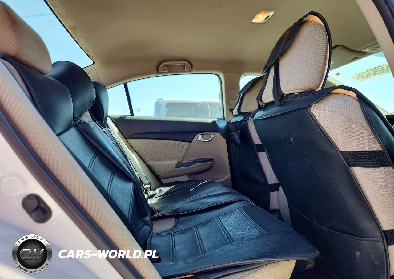 2013 Honda Civic Hybrid VIN:19XFB4F23DE001984 - 10