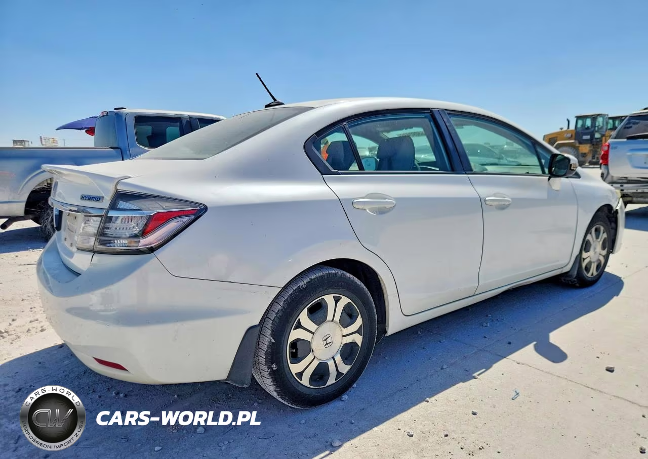 2013 Honda Civic Hybrid VIN:19XFB4F23DE001984 - 3