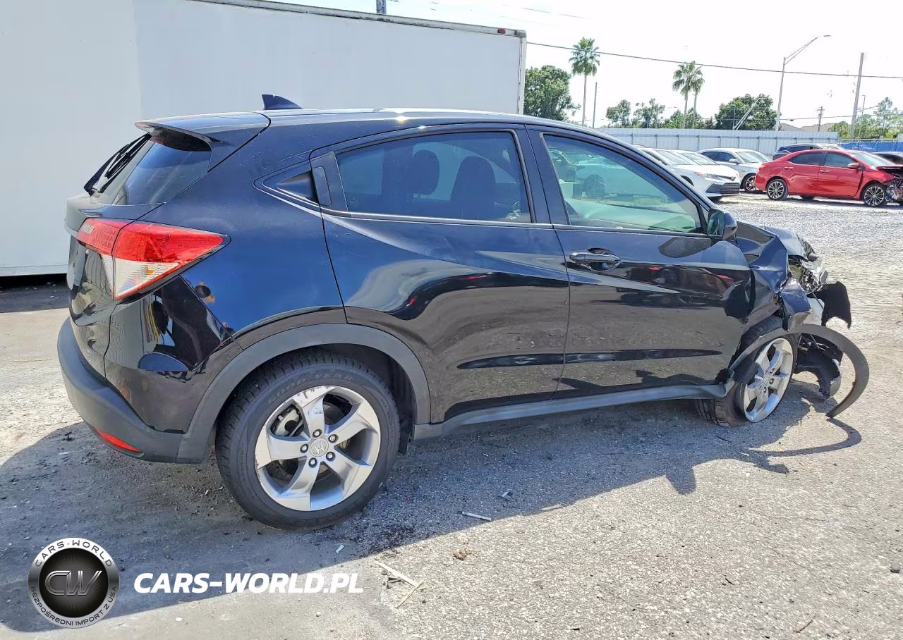 2022 Honda Hr-V Lx VIN:3CZRU5H30NM738421 - 3