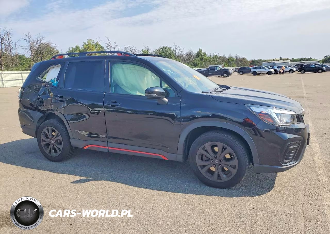 2020 Subaru Forester Sport VIN:JF2SKAMCXLH502261 - 4