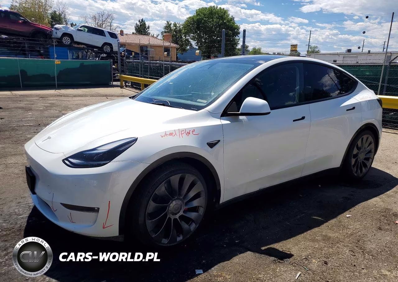 2025 Tesla Model Y – zdjęcie 1 z 12