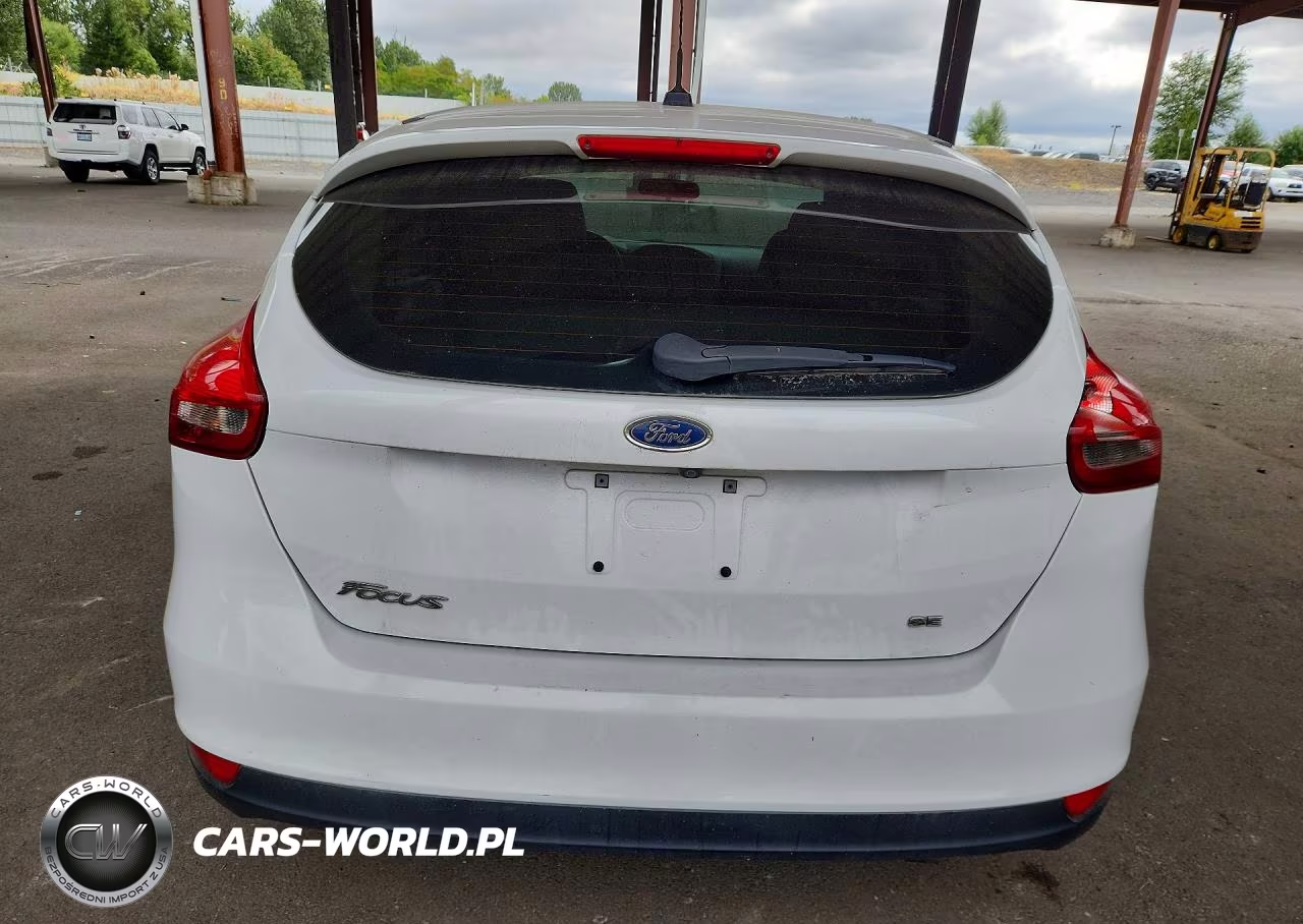 2017 Ford Focus Se VIN:1FADP3K20HL246544 - 6