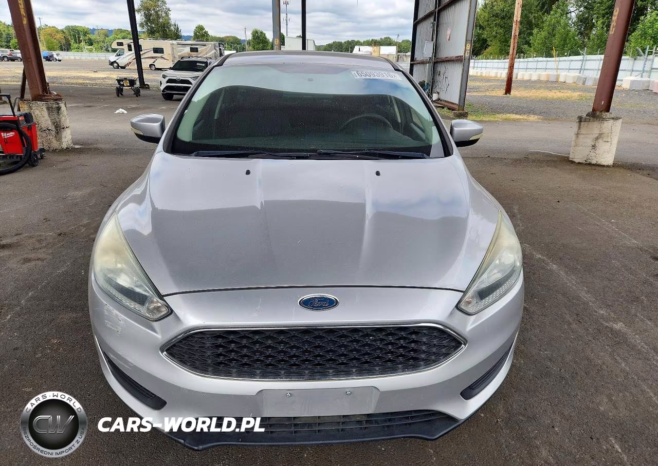 2015 Ford Focus Se VIN:1FADP3F23FL277018 - 5